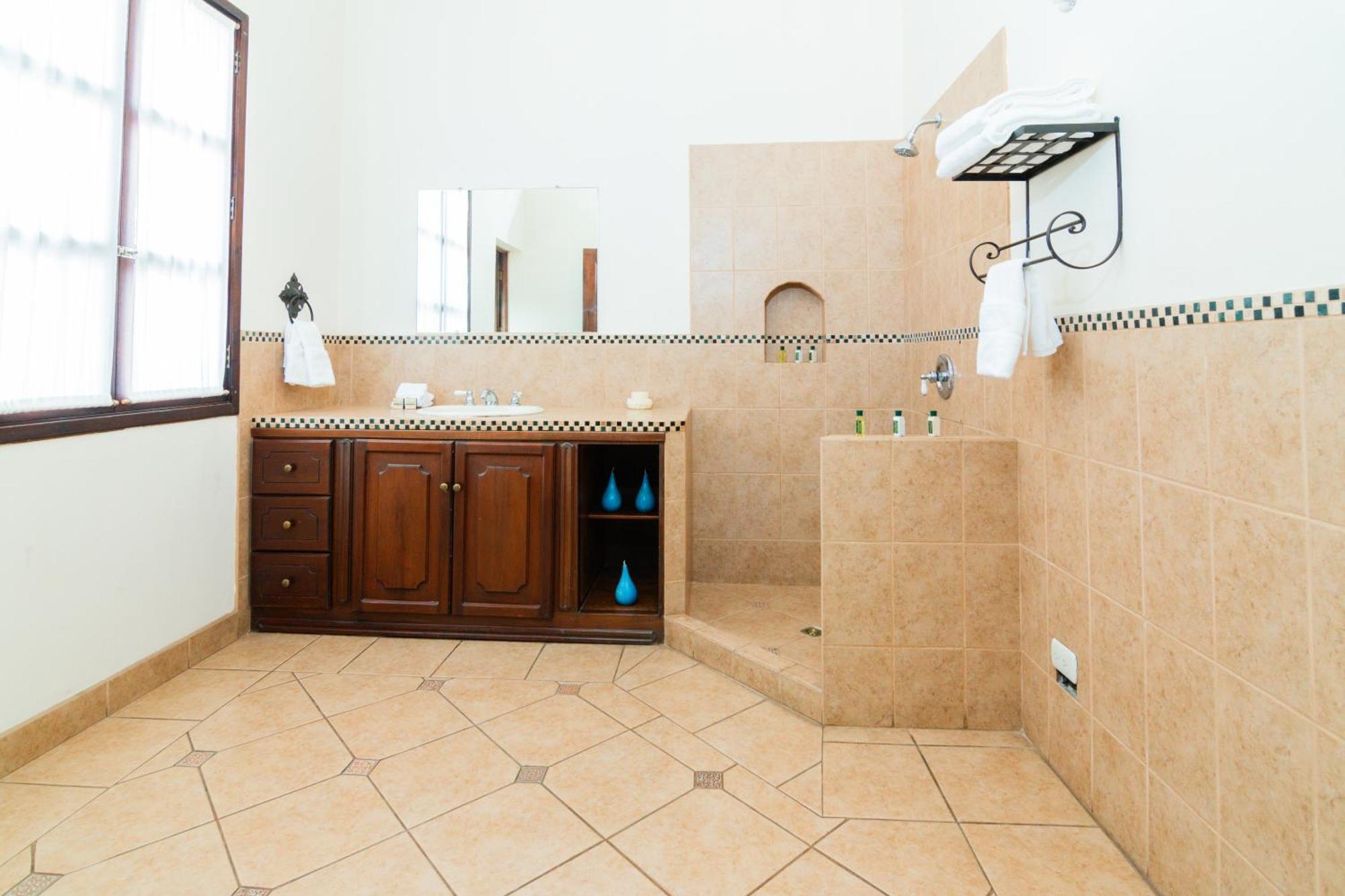 Santa Margarita Bed & Breakfast Antigua Bagian luar foto