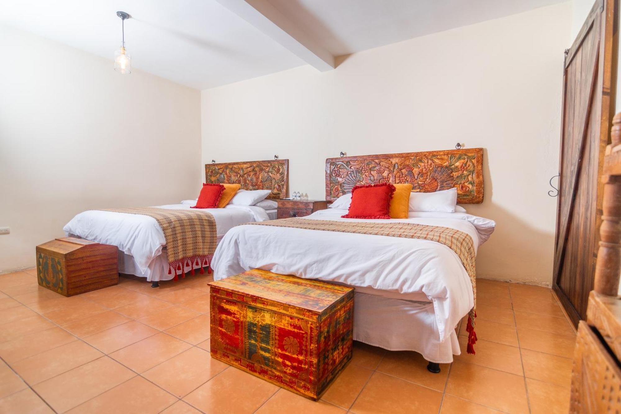 Santa Margarita Bed & Breakfast Antigua Bagian luar foto